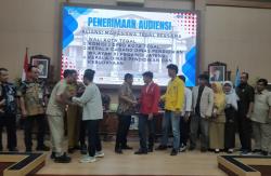 Aliansi Mahasiswa Tegal Kecewa Wali Kota Tak Hadir di Audensi DPRD