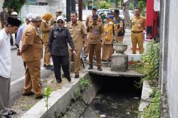 Disidak Wabup Nurul, Ini Biang Kerok Banjir di Kawasan Kota Bojonegoro