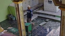 Pencuri Kotak Amal Gentayangan di Jombang, 4 Kali Satroni Musala Alhidayah dan Terekam CCTV