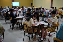 Ratusan Pelajar dari Tangsel Hingga Jember, Ikuti Olimpiade Kimia Nasional ATOMIC 2026 di Unigoro