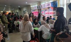 TNI Bantu Warga Jalani Operasi Mata Katarak Gratis Bersama BAZNAS Cilegon