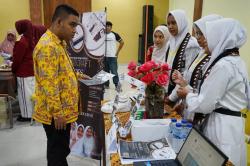 Pelajar Jatim Adu Inovasi Bisnis di BMC Unigoro, Platform AI hingga Telur Asin Gayatri Jadi Sorotan