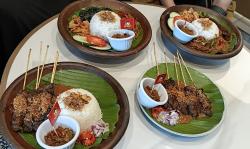 Ngopi sambil Santap Nasi Lidah hingga Cumi Hitam di Kafe dalam Mal, Sensasinya Bikin Ketagihan