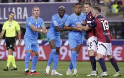 Napoli Dibekuk Bologna, Persaingan 5 Besar Serie A Memanas Menuju Liga Champions 2026-2027