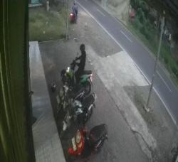 Terekam CCTV, Motor Inventaris BMT NU Hilang Dicuri, Sejumlah BPKB dan Kunci Mobil Ikut Raib