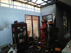 Kebakaran di Jombang: Rumah, Sepeda Motor dan Uang Belasan Juta Hangus Terbakar