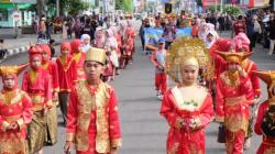 Dari Enggrang hingga Anyang Kurai, Alek Anak Nagari Bangkitkan Wisata Budaya Bukittinggi
