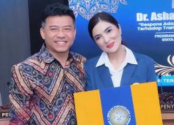 Perjuangan Terbayarkan, Anang Hermansyah Bangga Ashanty Raih Gelar Doktor