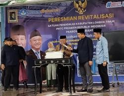 Menteri Abdul Mu'ti Resmikan Revitalisasi 87 Sekolah di Lombok Timur, Anggaran Tembus Rp105 Miliar