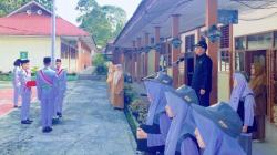 Tinjau SMAN 1 Palupuh, Anggota Dewan Syafril Dt Rajo Api Dorong Perhatian pada Sarana Sekolah