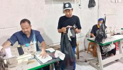 Bertahan di Era Digital, UMKM Konveksi Pekalongan Tembus Pasar Asia