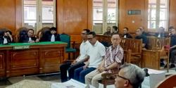 KPK Tuntut 3 Terdakwa Korupsi Proyek Rel KA Sumut 6 Tahun Penjara