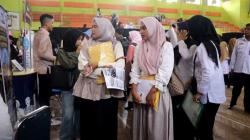 Ribuan Pencari Kerja Padati Job Fair Pasaman, 20 Perusahaan Buka Peluang Kerja