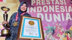 Hari Kebangkitan Nasional, Naniek Widyaningrum Dianugerahi Srikandi Sains 2026 Inovator Inspiratif