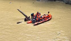 Terpeleset Saat Ambil Air Wudhu, Lansia Hanyut di Sungai Batang Bangko