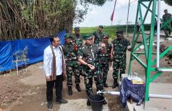 Momen Kasdam Diponegoro Cuci Muka Pakai Air Sumur Bor TMMD Kodim Sragen