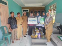 Penderes Tewas Jatuh dari Pohon Kelapa, Santunan Capai Rp217 Juta 