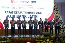 Wagub Emil Optimistis KUB Bank Jatim Perkuat Daya Saing Bank Daerah