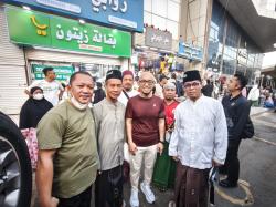 Wamenhaj RI Kunjungi Rombongan Jemaah Haji Bojonegoro di Makkah, Ini Pesan yang Disampaikan