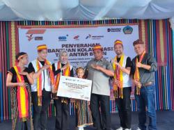 Wujud Literasi Negeri, Kolaborasi TJSL BUMN Salurkan Sarana Pendidikan di Pelosok NTT