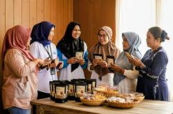 Ternyata Begini Cara Sri Aryanti Nurafiah Tembus Pasar Digital dari Rumah di Cikarang Barat