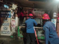 Warung Gorengan di Sadang Taman Sidoarjo Terbakar, Diduga akibat Kompor Elpiji Bermasalah