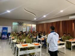 SMKN 10 Surabaya Dapat Program PNM Mengajar, Siswa Dibekali Skill Dunia Industri