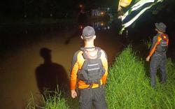 Perahu Kayak Terbalik, 2 Atlet Dayung Hilang Tenggelam saat Latihan di Sungai Laes Pemalang