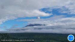 Gunung Semeru Erupsi Senin Pagi Ini, Semburkan Kolom Abu Setinggi 1.000 Meter