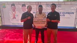 Wakil Bupati Karawang Apresiasi Pupuk Kujang Salurkan 51 Sapi dan 3 Domba Kurban