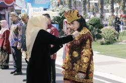 Sosok Ety Prawesti, ASN Jatim yang Bantu Guru Honorer Punya Usaha hingga Raih Penghargaan Gubernur