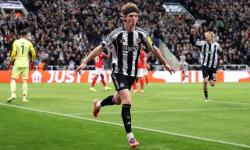Wow! Barcelola Kucurkan Rp1,6 Triliun Rekrut Anthony Gordon dari Newcastle