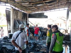 Ditinggal Tidur Saat Rebus Daging, Kebakaran Hebat Landa Rumah Warga Sragen