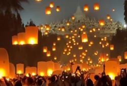 Puncak Perayaan Waisak 2026, Ribuan Lampion Terangi Langit Borobudur