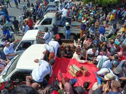 Peternak Blitar Bagikan 1 Juta Butir Telur Gratis, Desak Pemerintah Selamatkan Usaha Rakyat