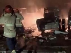 Gudang Perusahaan di Lamongan Terbakar, Dua Mobil Bak Hangus dan Truk Rusak