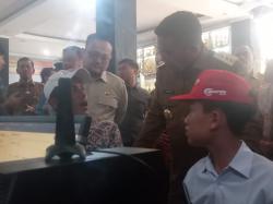 Pantau Verifikasi SPMB di Ciputat Tangsel, Gubernur Banten: Jangan Ada Intervensi ke Kepala Sekolah