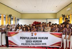 Polresta Palangka Raya Edukasi Bahaya Bullying dan Sanksi Hukum kepada Siswa SMA Negeri 6