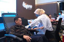 Ratusan Warga Bandung Ambil Bagian dalam Gerakan Donor Darah Berskala Nasional