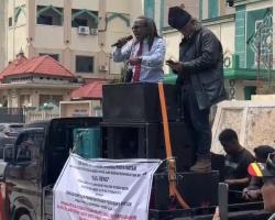 Demo di PN Batam, Massa Ingatkan Dampak Kerusakan Hutan Terhadap Air Baku