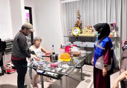 Tim Tabur Kejari Surabaya Tangkap Ibu-Anak DPO Kasus Kredit Fiktif Rp4,75 Miliar