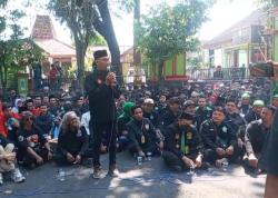 Ribuan Anggota Silat Kawal Sidang Perdana Kasus Pengeroyokan Maut di Nganjuk
