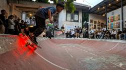 Hanya Ada 60 di Dunia, Desainer Bandung Rilis Aksesori Kustom Langka untuk Vans Authentic