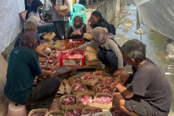 Daya Group Salurkan Kurban Idul Adha 1447 H di Bandung, Warga Terlibat Langsung