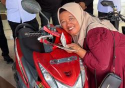 Momen Haru Korban Curanmor Peluk Motor yang Hilang usai Ditemukan Ditreskrimum Polda Jateng