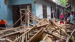 Rumah Janda Lansia di Lebak Ambruk, Anak Tertimpa Reruntuhan; Warga Soroti Kondisi Rumah yang Diduga