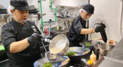 Rupiah Terpuruk, Pengusaha Ramen Jepang Ini Ungkap Alasan Ekspansi Bisnis ke Surabaya