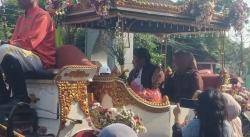 Boyong Natapraja 2026, Kereta Kuda dan Pusaka Kabupaten Nganjuk Jadi Perhatian Warga