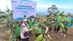 Hari Lingkungan Hidup 2026, Indonesia Power UBP Grati Hijaukan Lereng Gunung Arjuno dan Bantu Petani