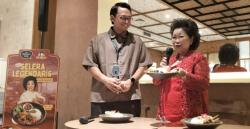 Gak Kuno Lagi, Tren Makan Pake Sambal Kini Jadi Gaya Hidup Baru Anak Muda